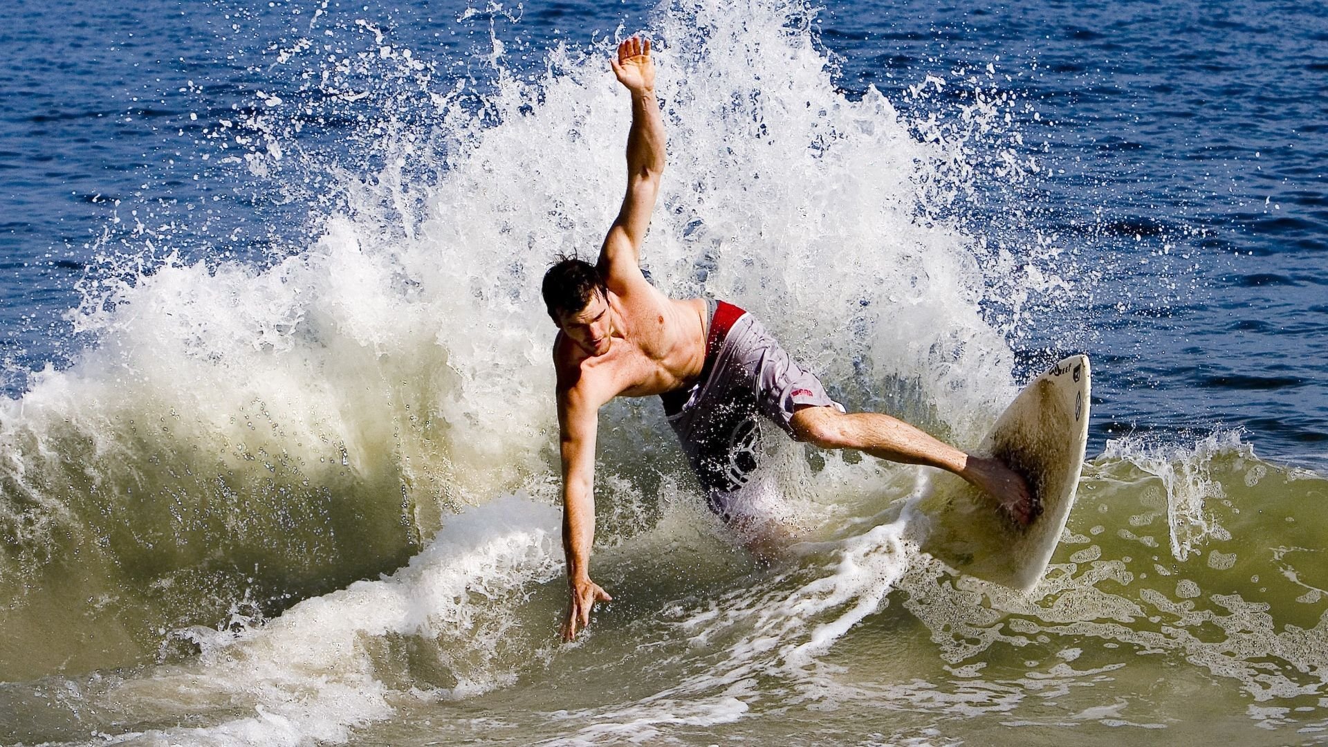 篮球训练视频教学平台普及率稳步提升，篮球训练视频教学中文